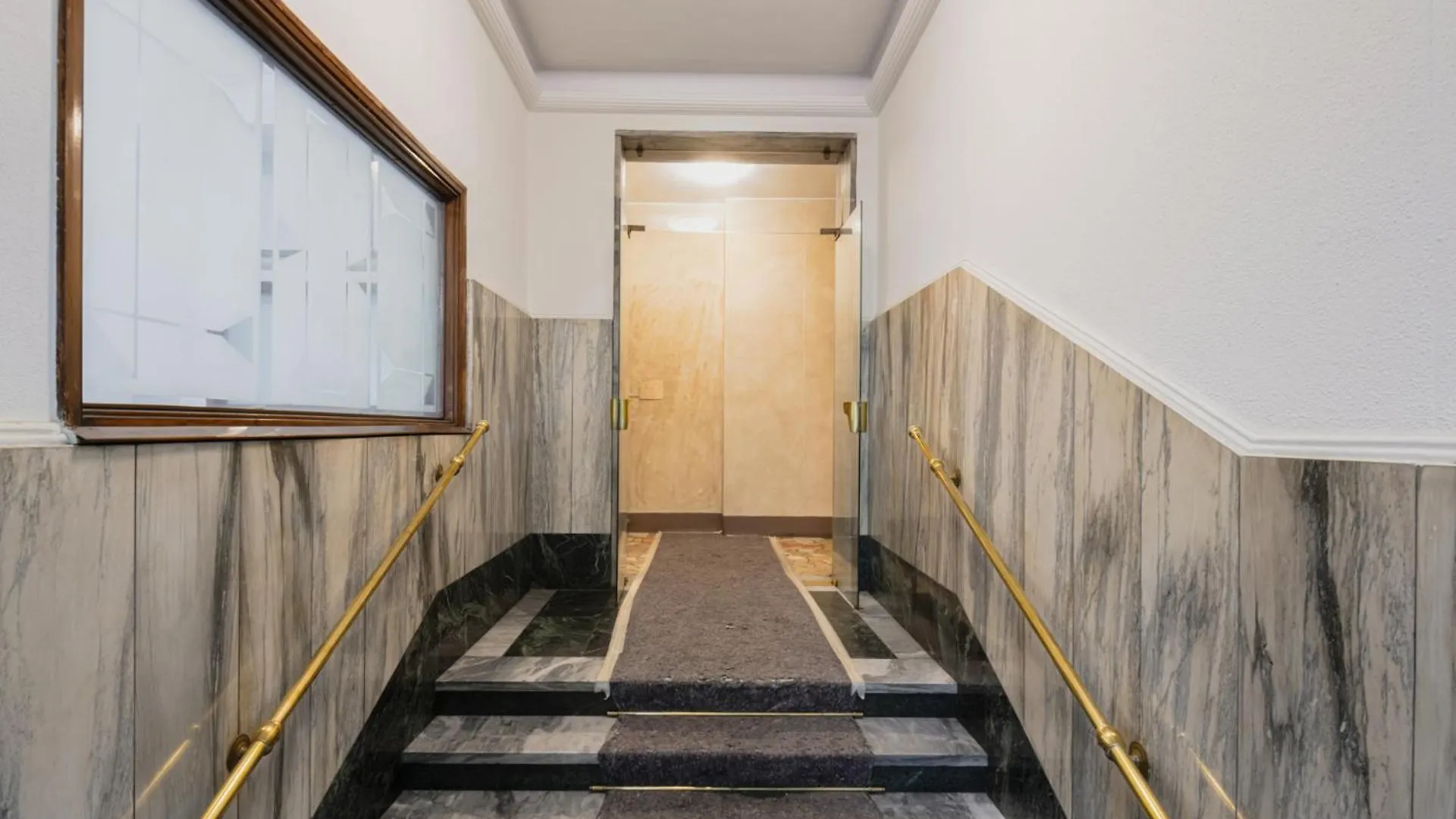Easylife - Elegante Appartamento In Solari Milan 0*,  Italy